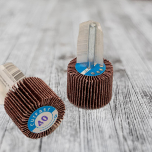 Круг лепестковый из ЭН со шпинделем (XF 569) 50х40х6 P40