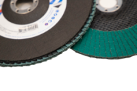 круг лепестковый торцевой 2 180х22,23 YS588 P80